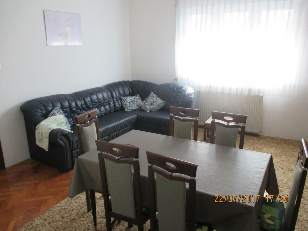 Sandra Apartment *